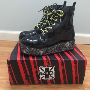 Sz 7 TUK Star Platform Boots